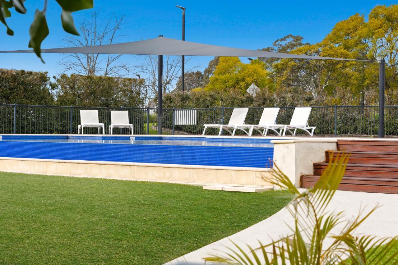 Springs Shoalhaven Nowra Motel Exterior photo