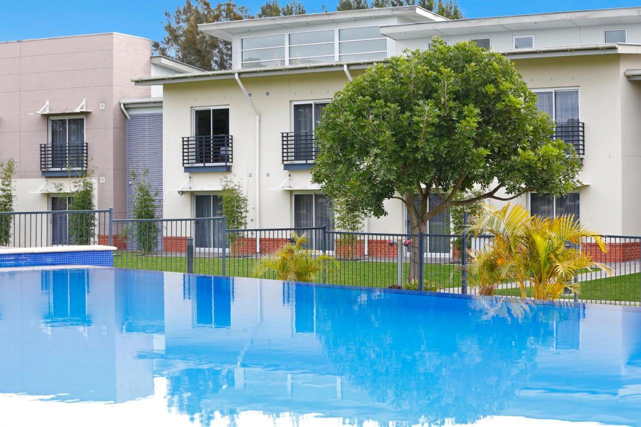 Springs Shoalhaven Nowra Motel Exterior photo