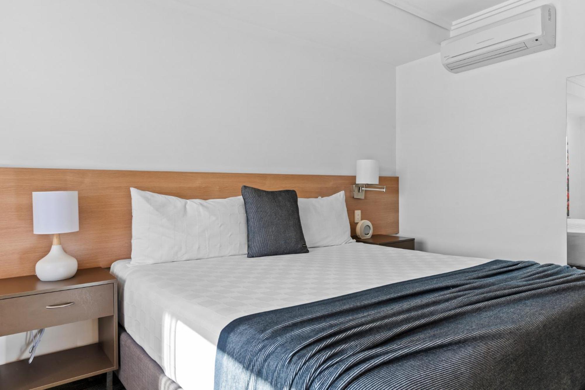 Springs Shoalhaven Nowra Motel Exterior photo